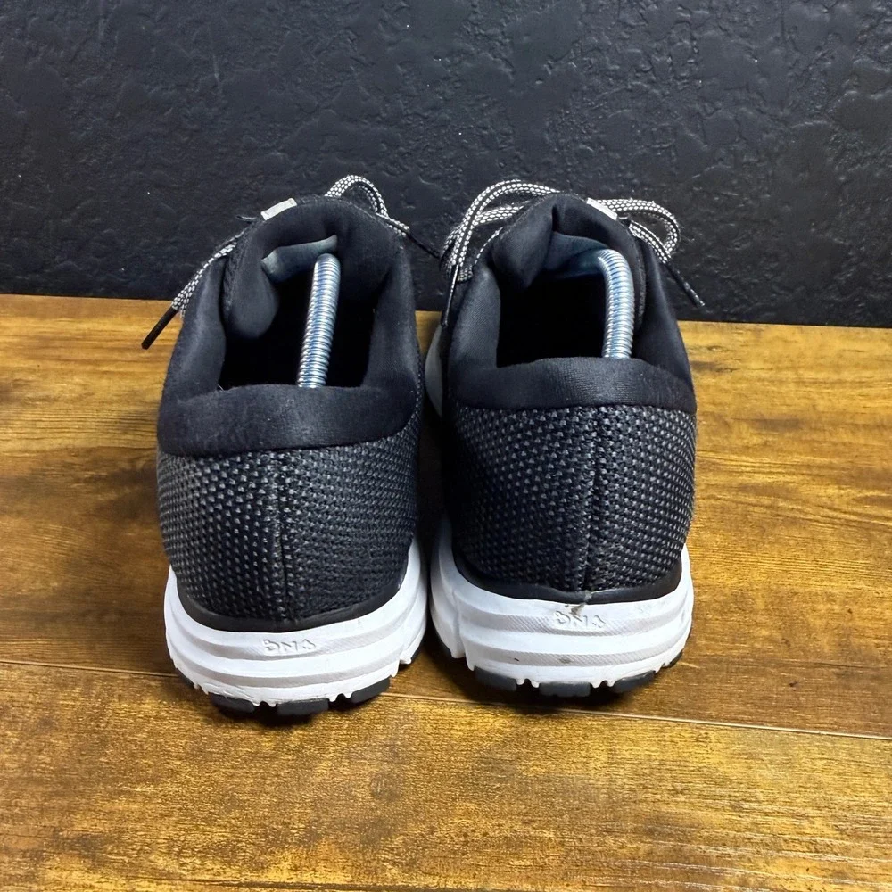 Brooks Revel 2 1102921D050 Black Grey Knit Mesh Running Shoes Mens 9.5